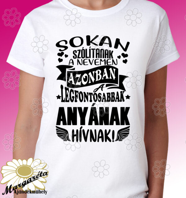 nevemen szólítanak anyának