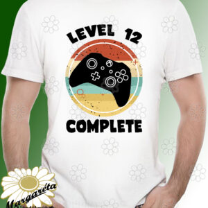 Gamer szülinapos póló Level complete színesben kontroller